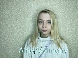 AmelieSimony Straponles