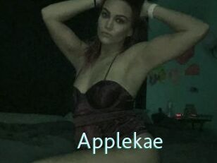 Applekae Straponles
