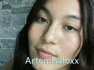 Artemisafoxx