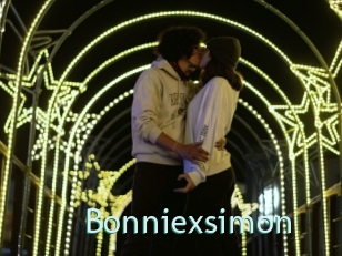 bonniexsimon Straponles