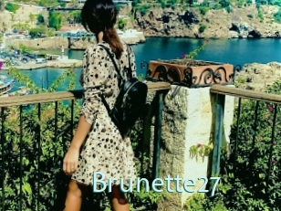 brunette27 Straponles