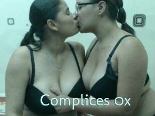Complices_0x Straponles