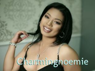 charmingnoemie Straponles