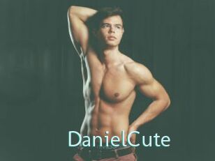 DanielCute Straponles