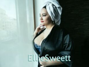 EllieSweett Straponles