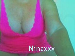 ninaxxx Straponles