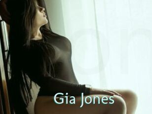 Gia_Jones