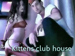 Kittens_club_house