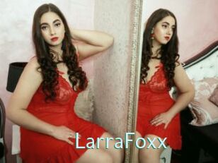 LarraFoxx