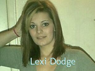 Lexi_Dodge Straponles