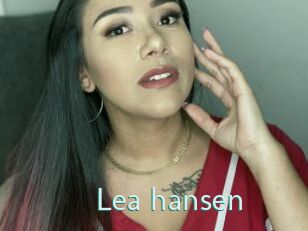 lea_hansen Straponles