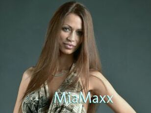 MiaMaxx