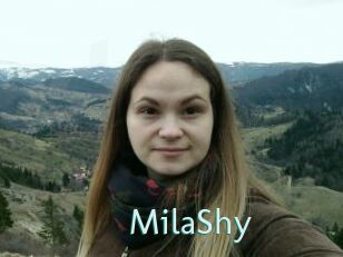 MilaShy Straponles