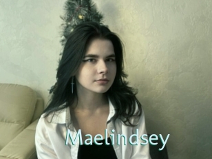 maelindsey Straponles