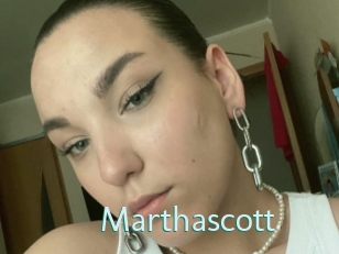 marthascott Straponles