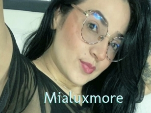 mialuxmore Straponles