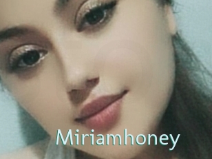miriamhoney Straponles