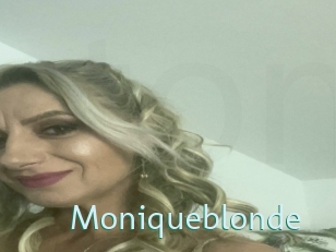 moniqueblonde Straponles