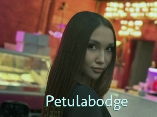 Petulabodge