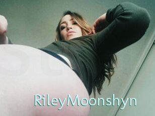 RileyMoonshyn