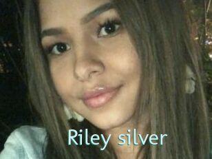 Riley_silver