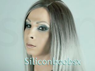 Siliconboobsx Straponles