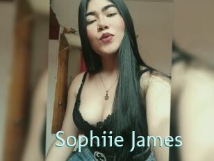 Sophiie_James
