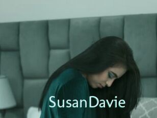 SusanDavie Straponles