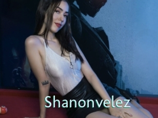 shanonvelez Straponles