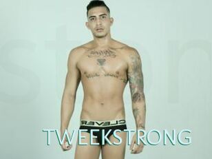 TWEEKSTRONG