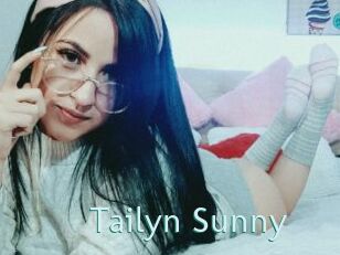 Tailyn_Sunny Straponles