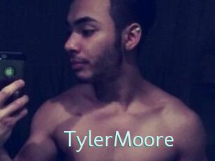 Tyler_Moore