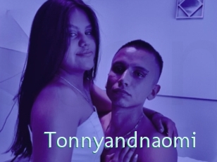 tonnyandnaomi Straponles
