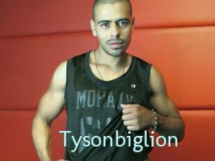 tysonbiglion Straponles