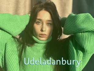 udeladanbury Straponles
