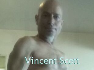 Vincent_Scott Straponles